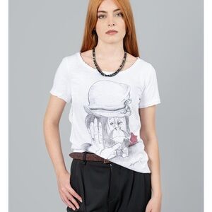 NWOT Empresa red rose W2 White Graphic Women’s T shirt